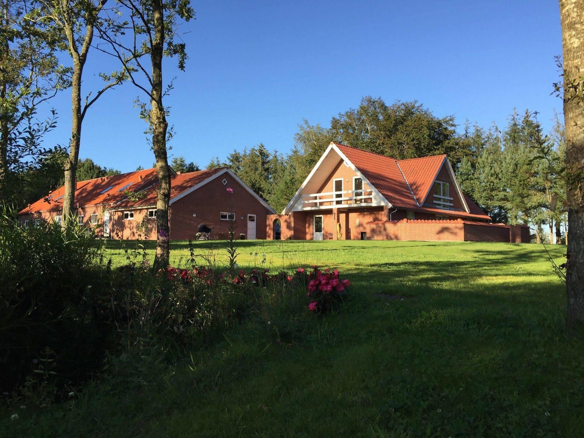 Egebjerggaard Bed & Breakfast Sig Exterior photo